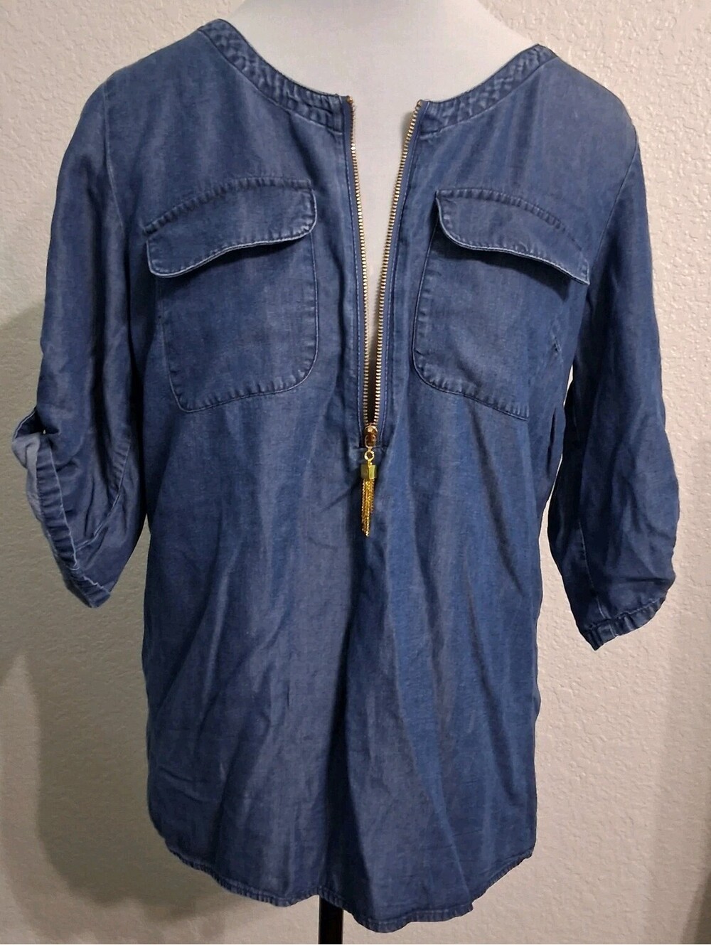 Ellen Tracy, Tencel, Blue, Zip Front Blouse, Size US S, MX, CH, Ca S/P, EU S....